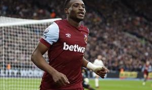 电讯报：热刺在加紧推进库杜斯的交易，同时也对维萨有意